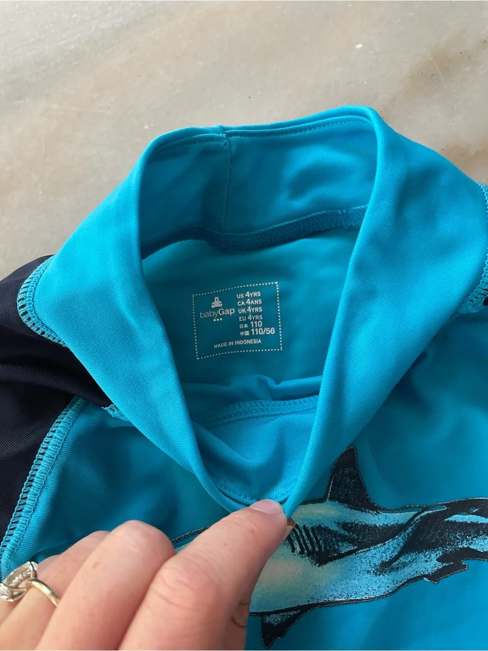 GAP Boys Turquoise and Navy Shark Rashguard Set